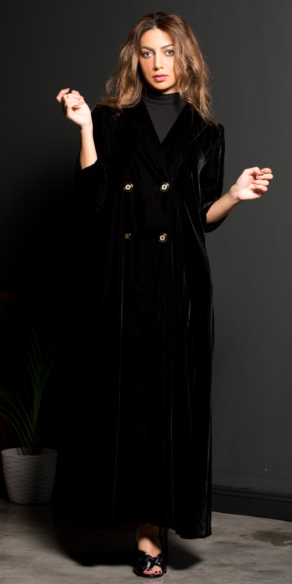 BL-0154 winter abaya, classic model, black velvet, high quality fabric