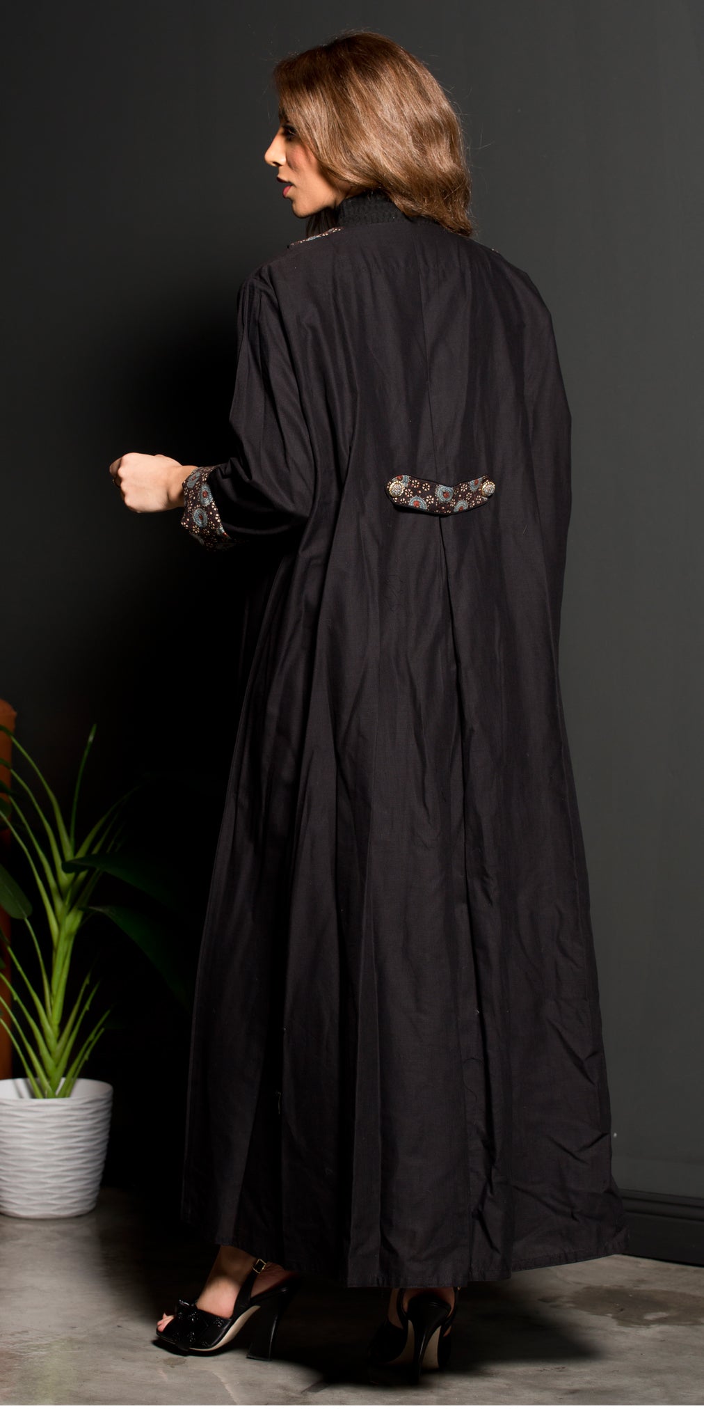 BL-0156 Abaya, classic model, luxurious Indian cotton fabric with colourful fabric